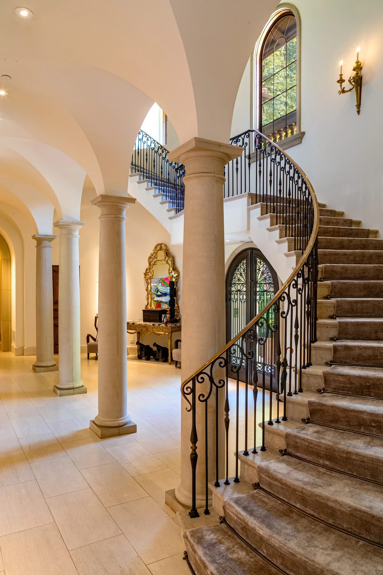 listing-img