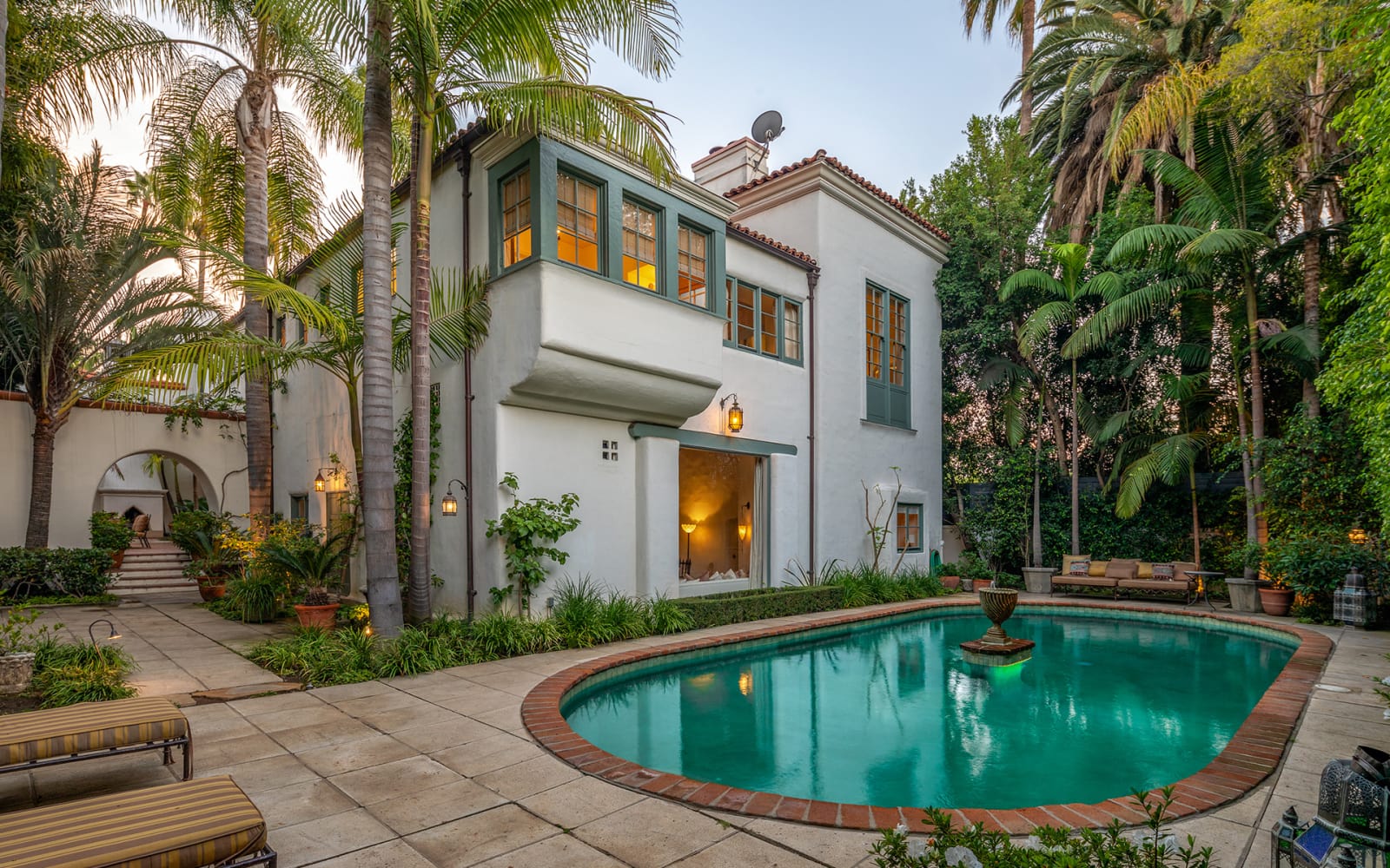 Leonard Rabinowitz and partner, Jack Friedkin, just launched The Chimorro House | 911 North Beverly.