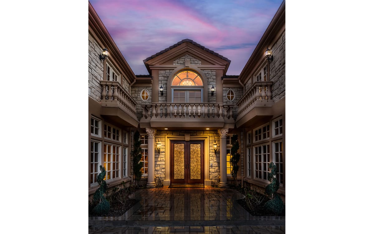 listing-img