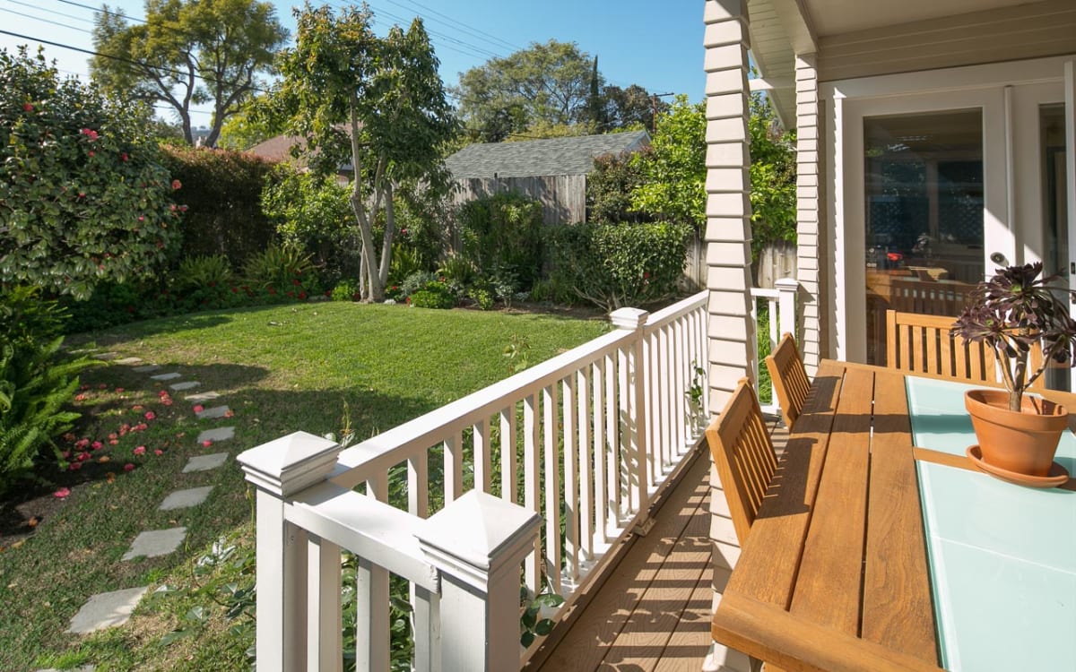listing-img