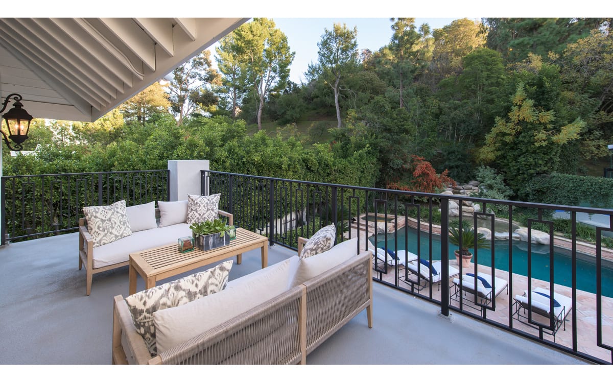 listing-img