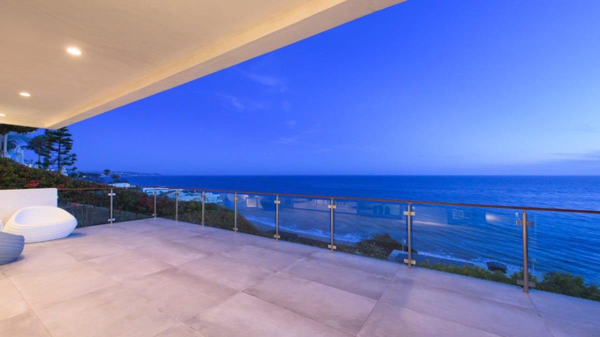 listing-img