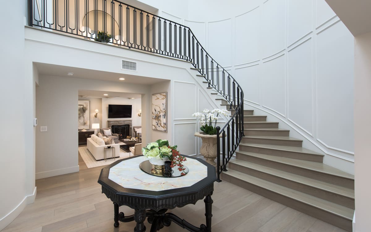 listing-img