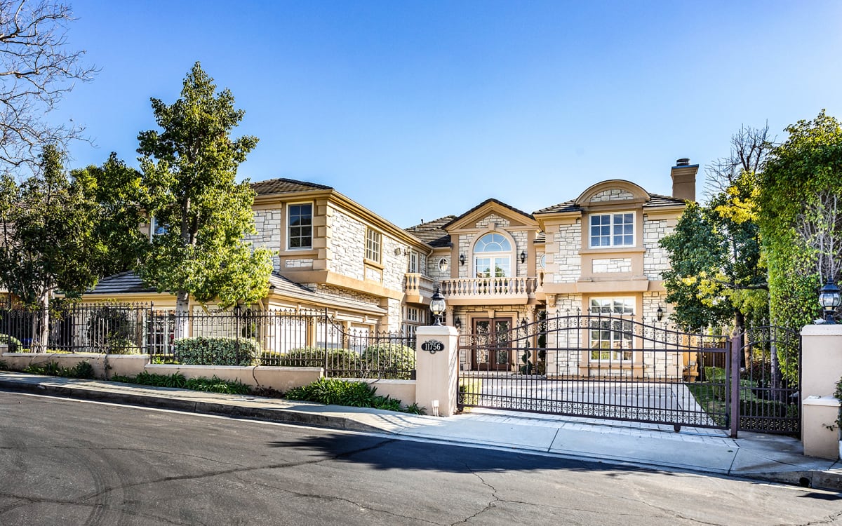 listing-img