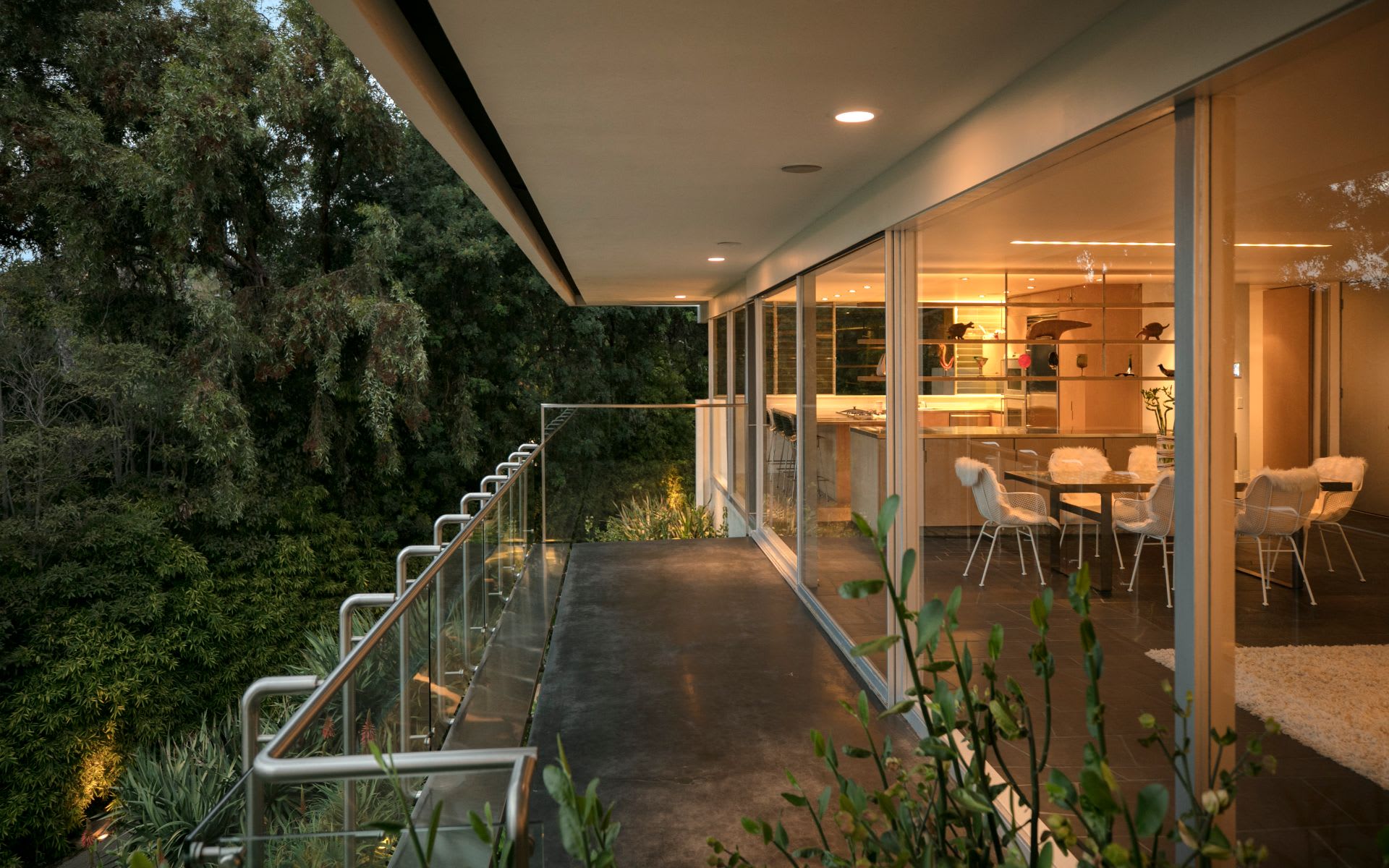 listing-img
