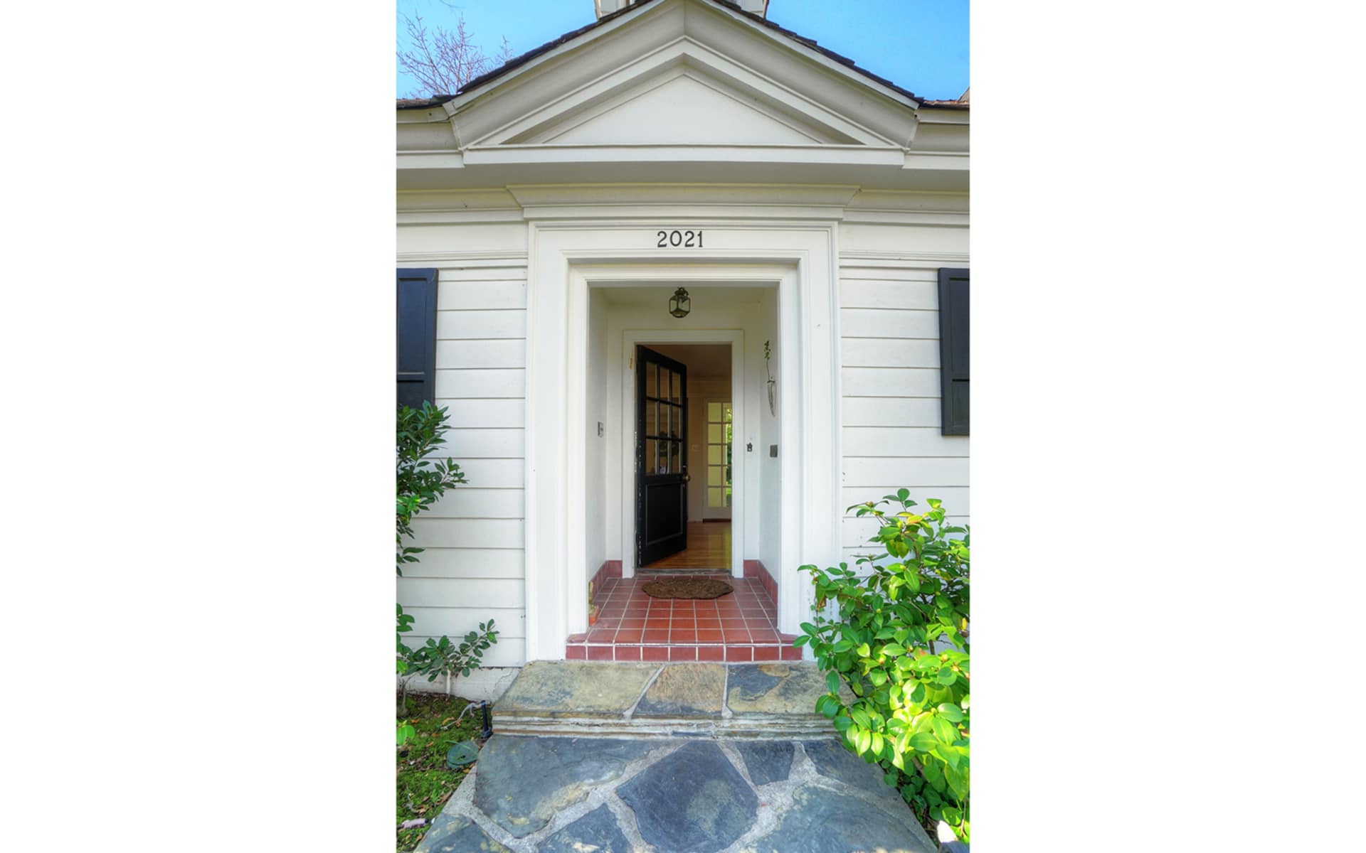 listing-img