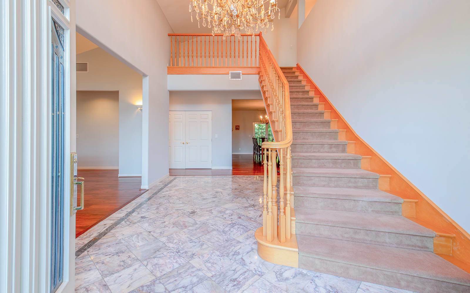 listing-img