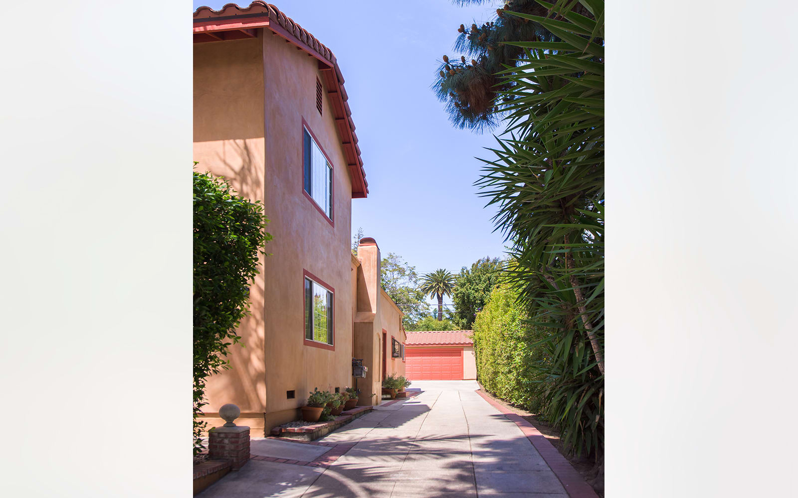 listing-img