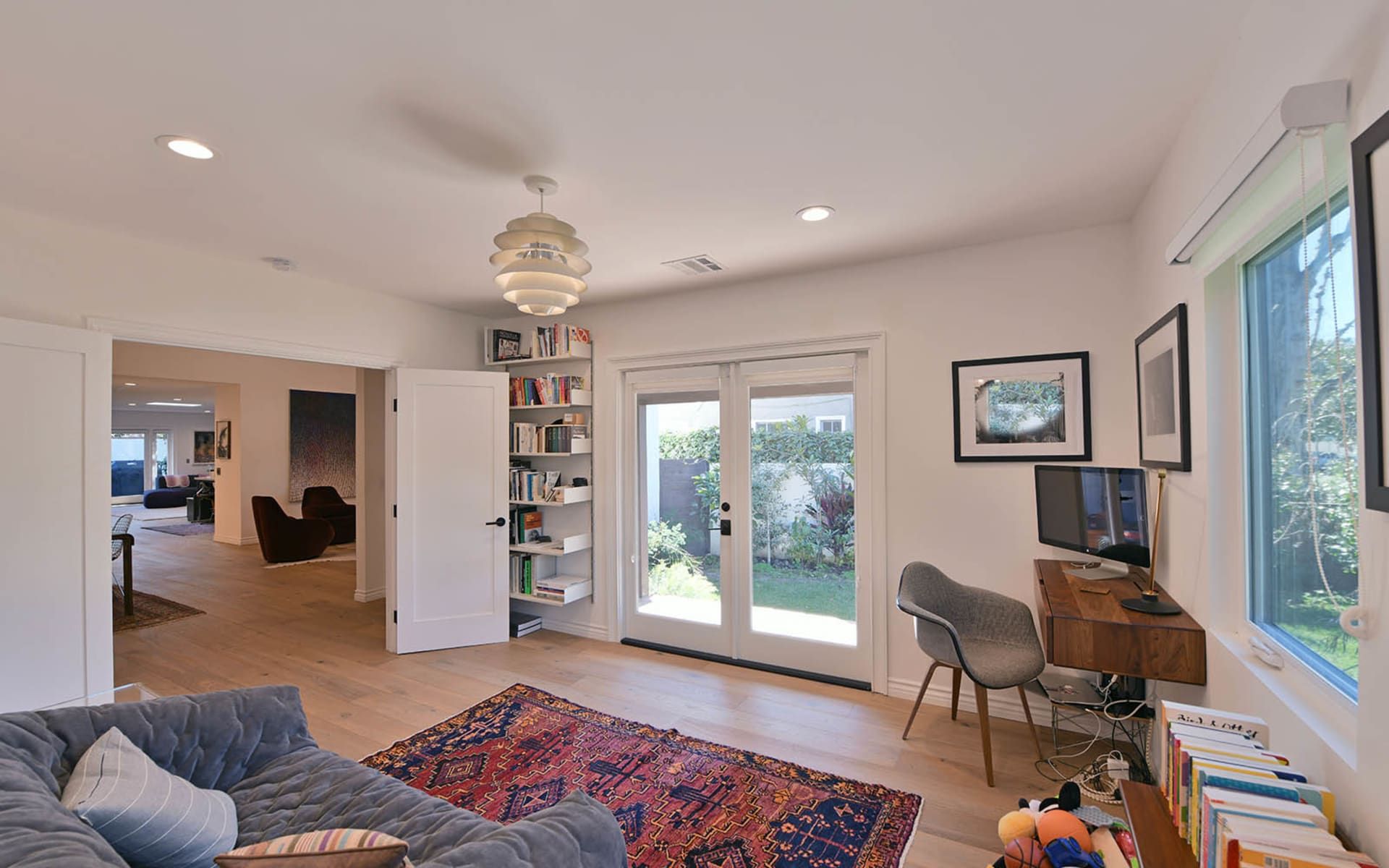 listing-img