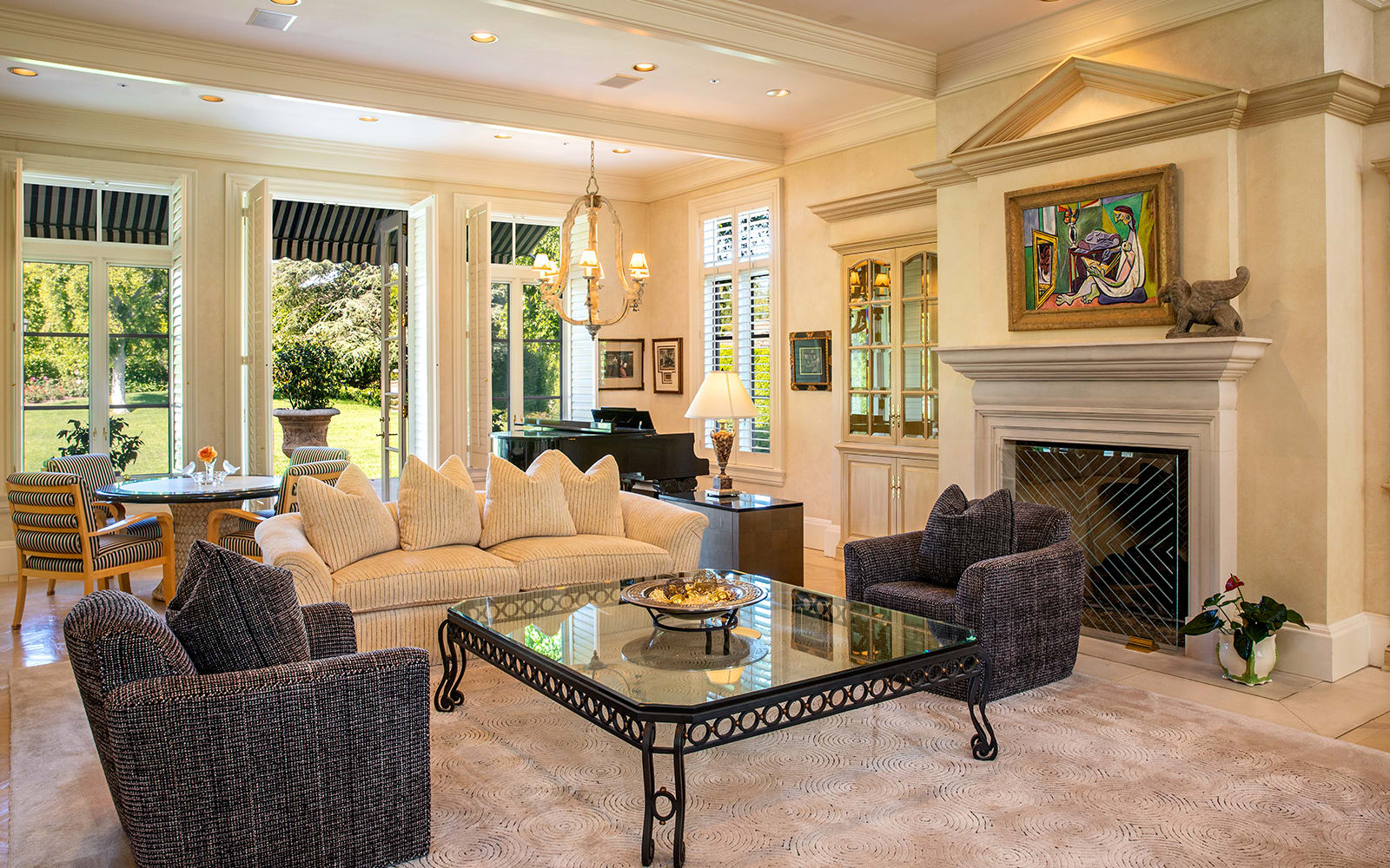 listing-img