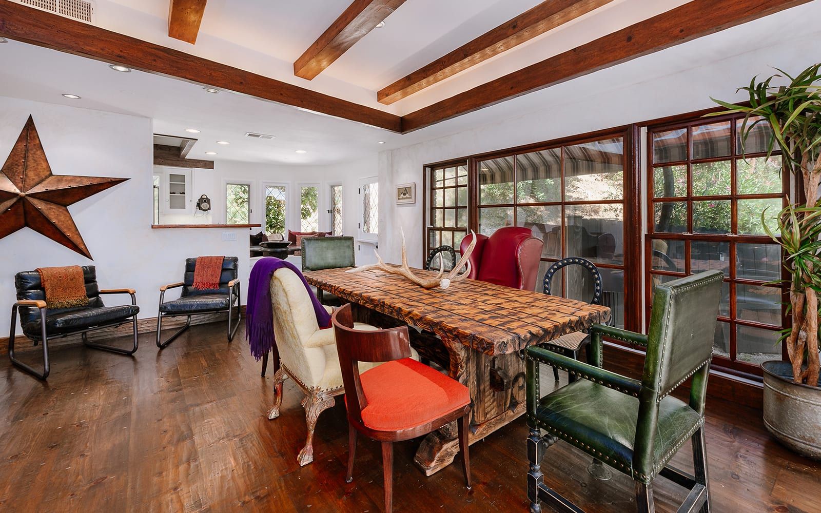 listing-img