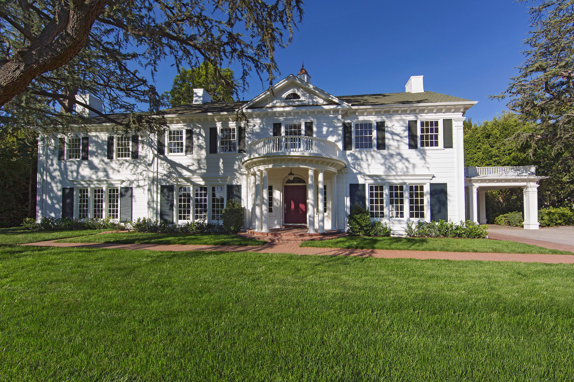 listing-img