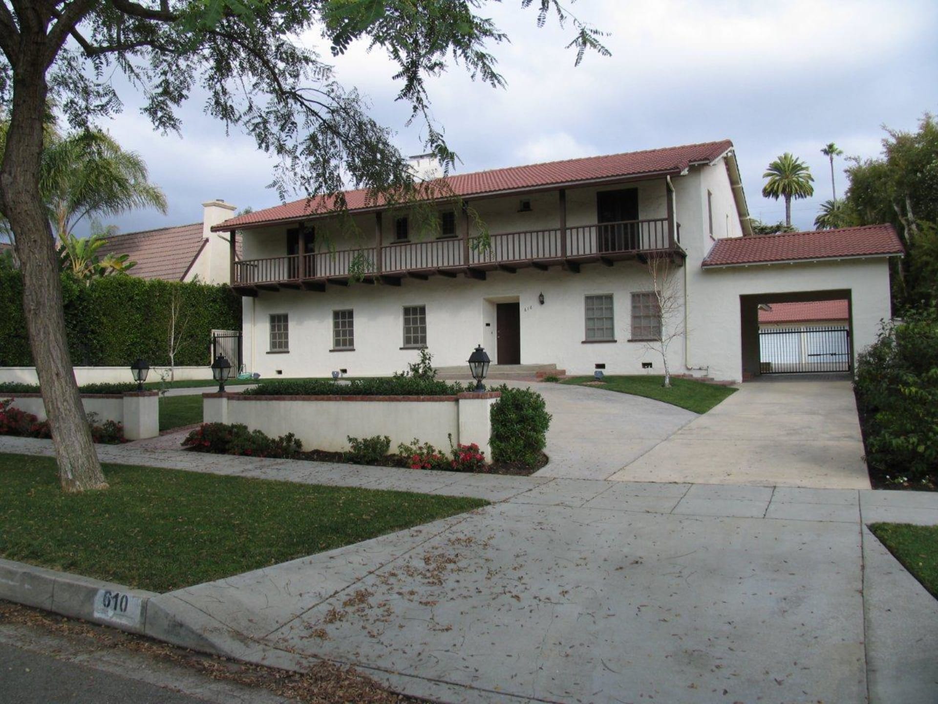 610 N Roxbury Dr, Beverly Hills, CA 90210 | Hilton & Hyland