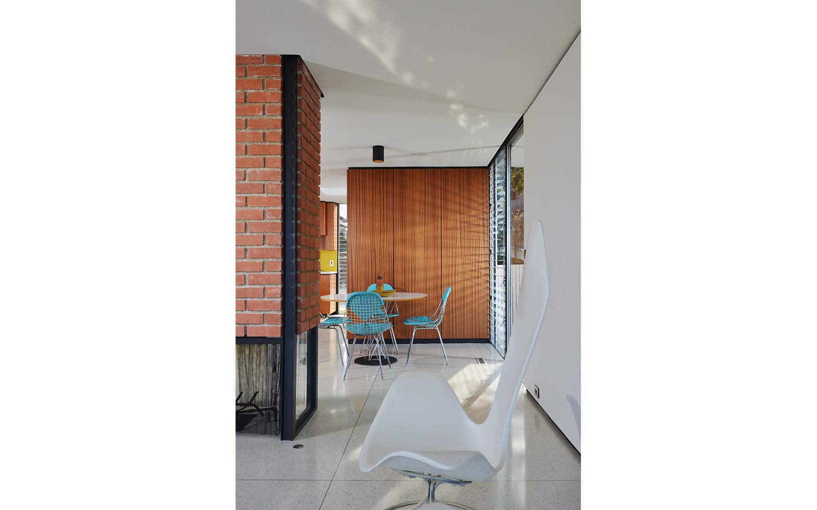 listing-img