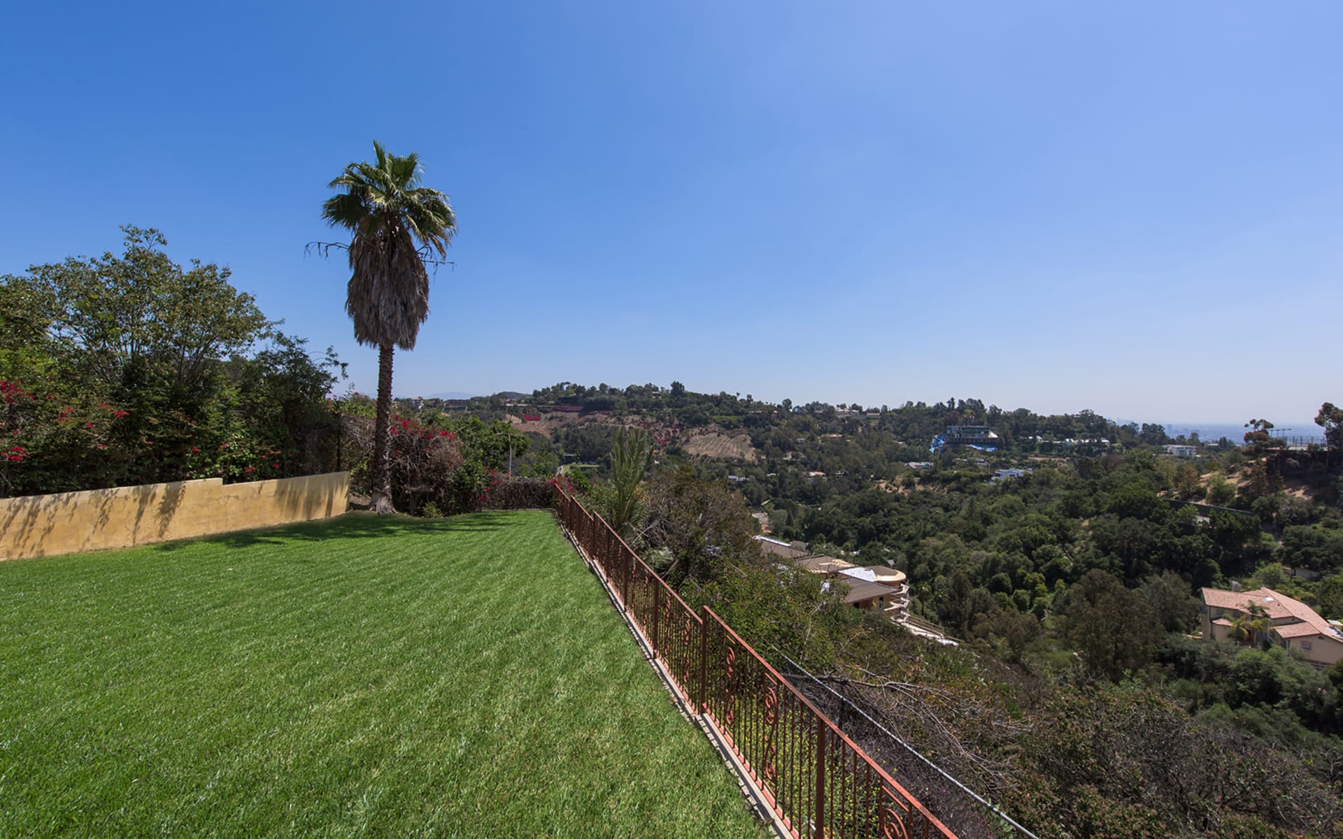 listing-img