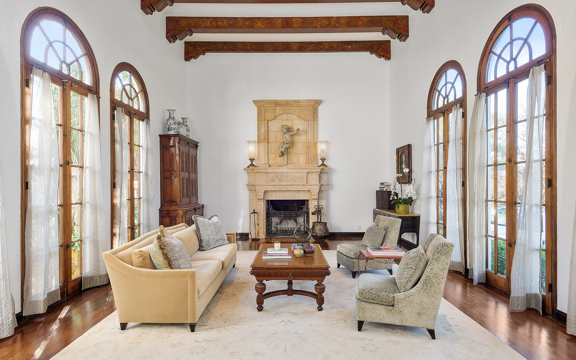 listing-img