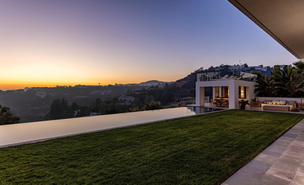 Japanese-Inspired Bel-Air Masterpiece Designed by Architect Mark Rios