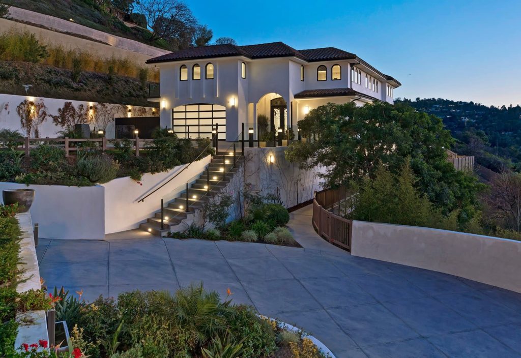 Dwyane Wade and Gabrielle Union List Sherman Oaks mansion