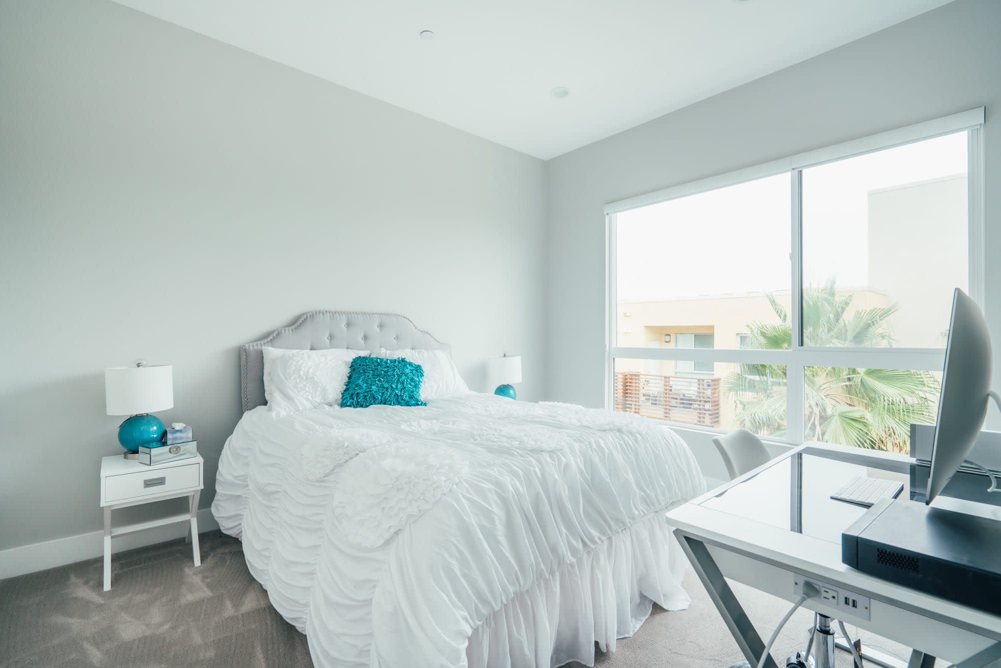 listing-img