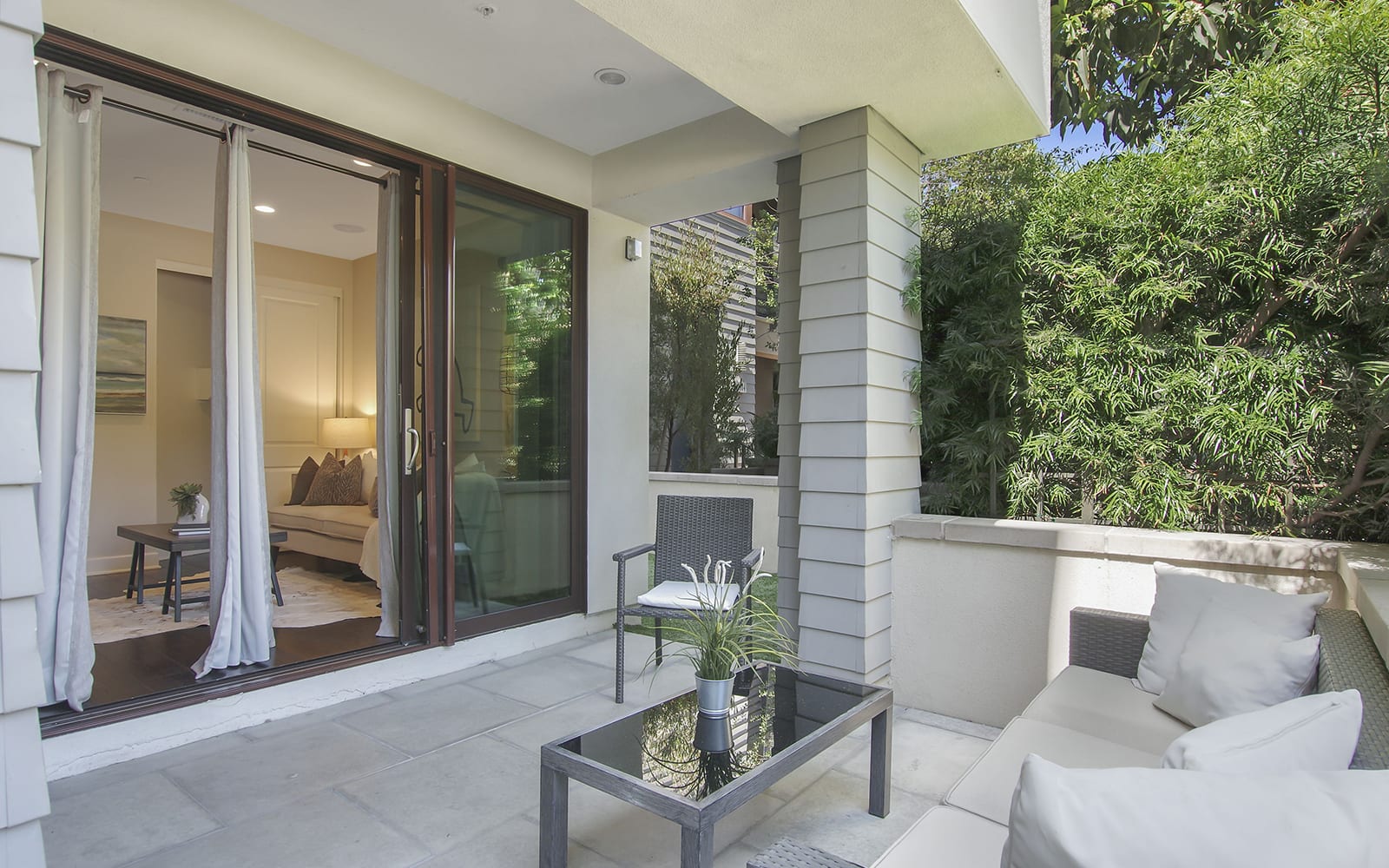 listing-img