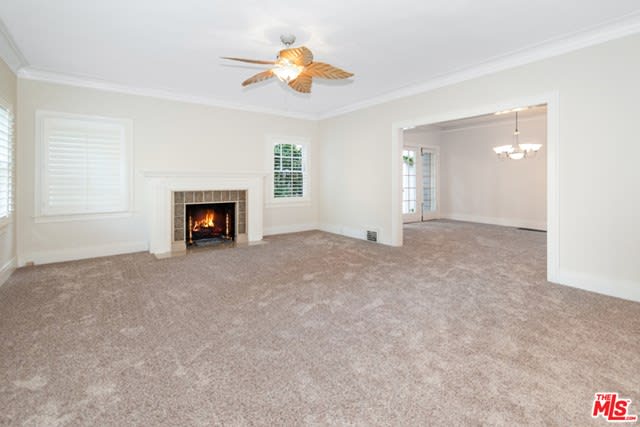 listing-img