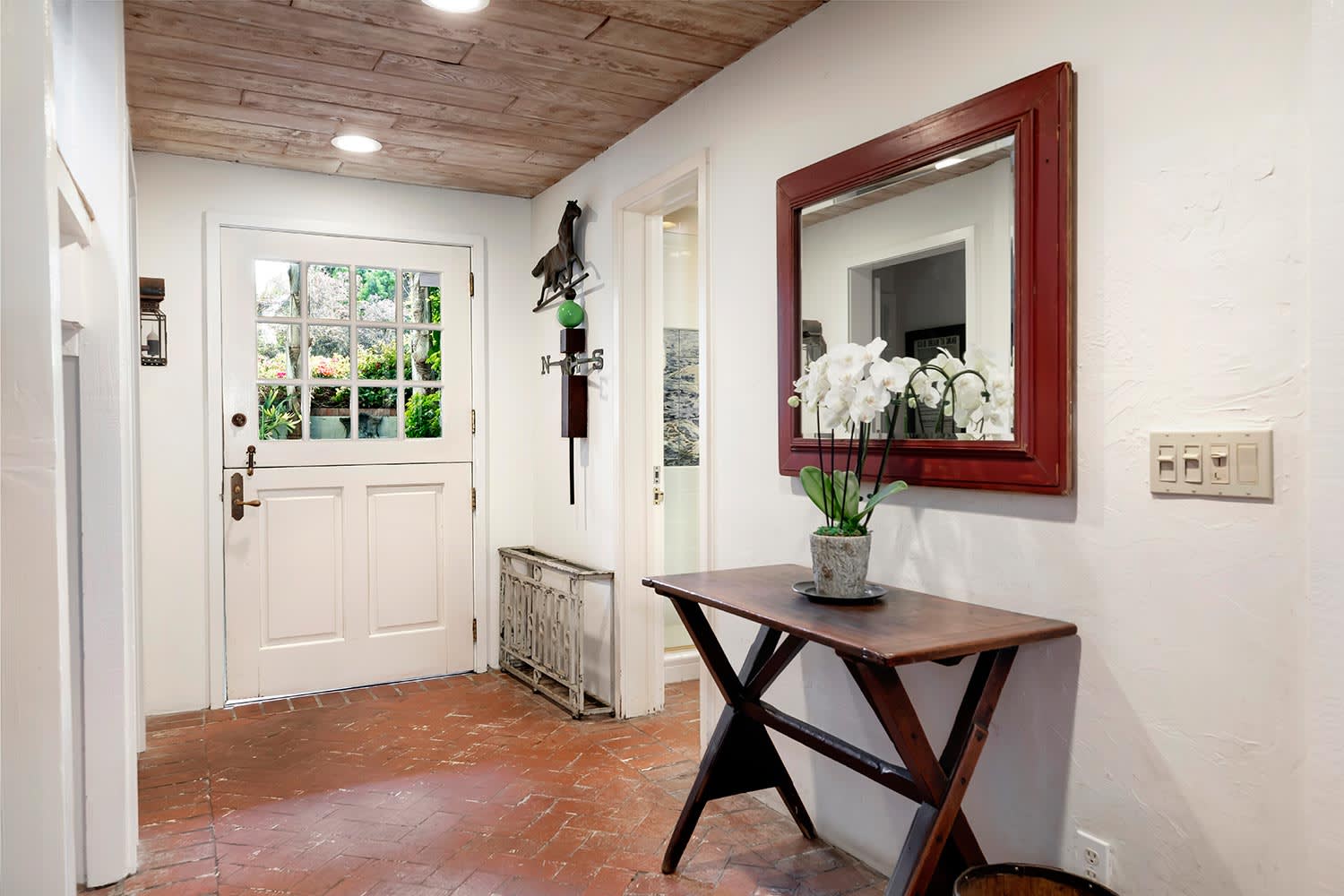 listing-img