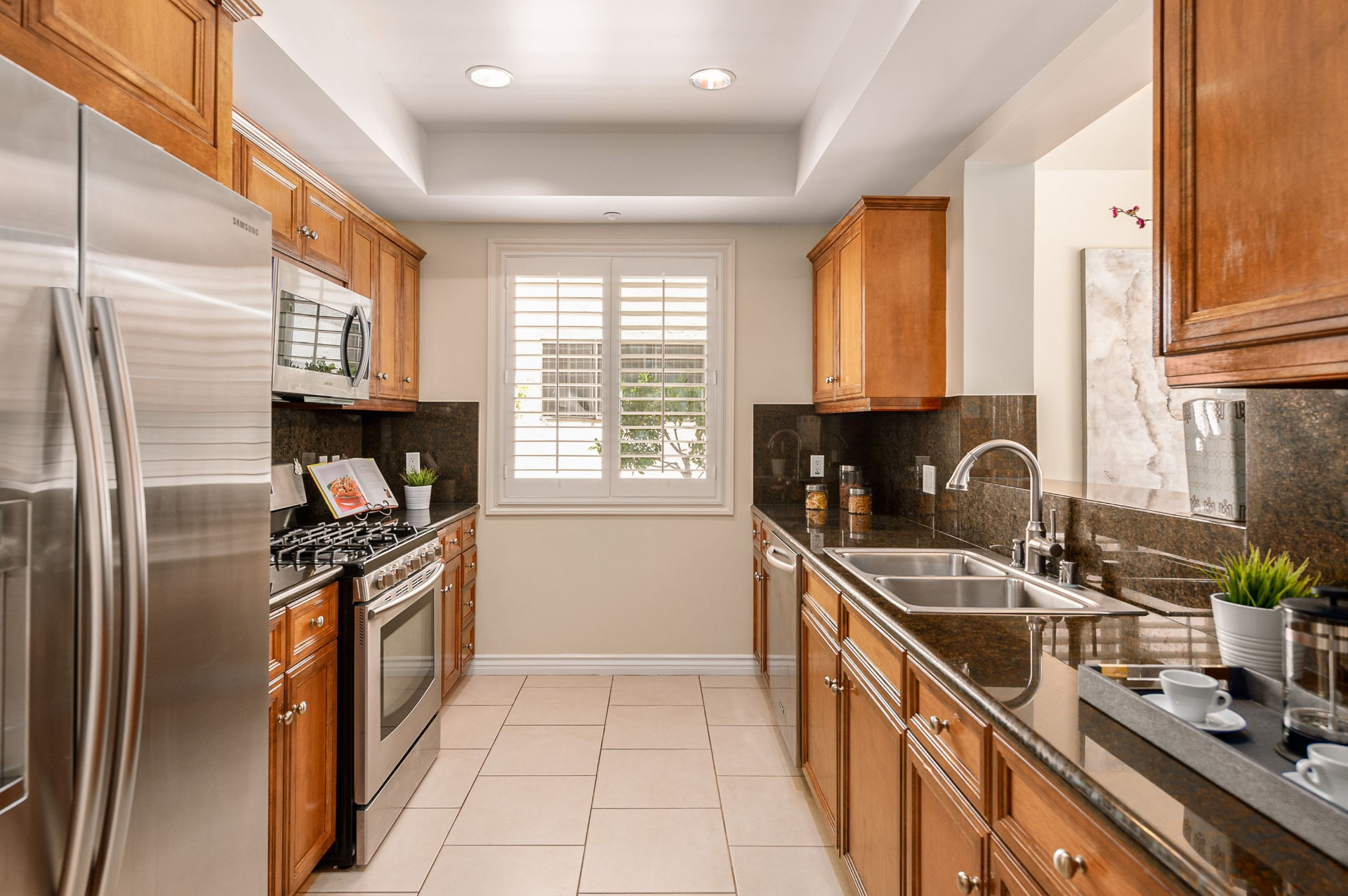 listing-img