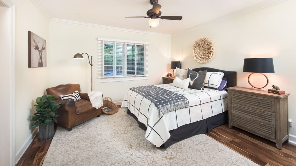 listing-img