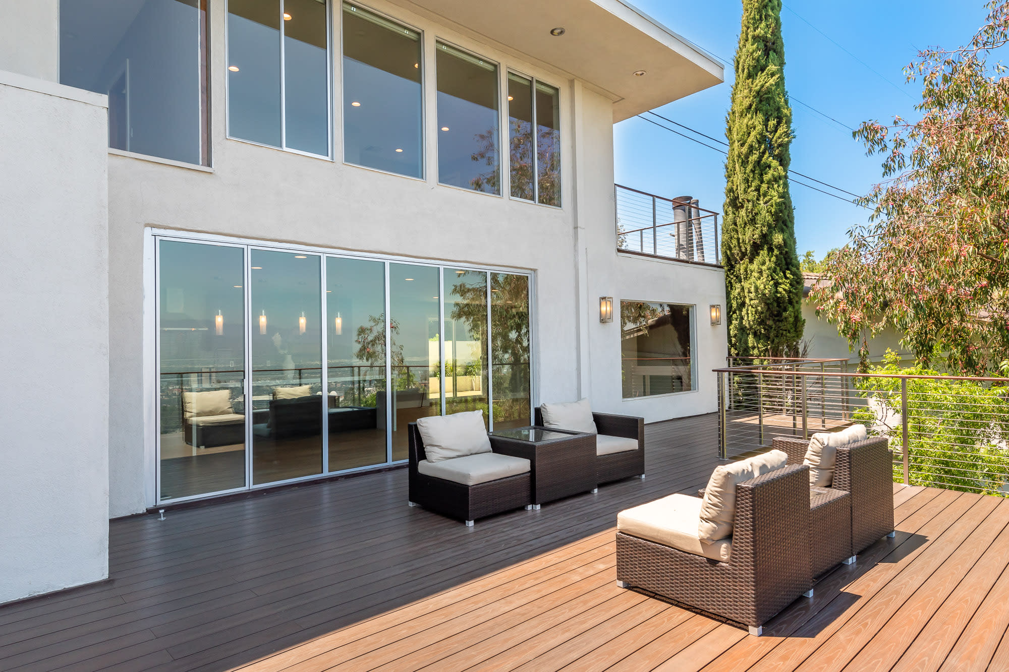 listing-img
