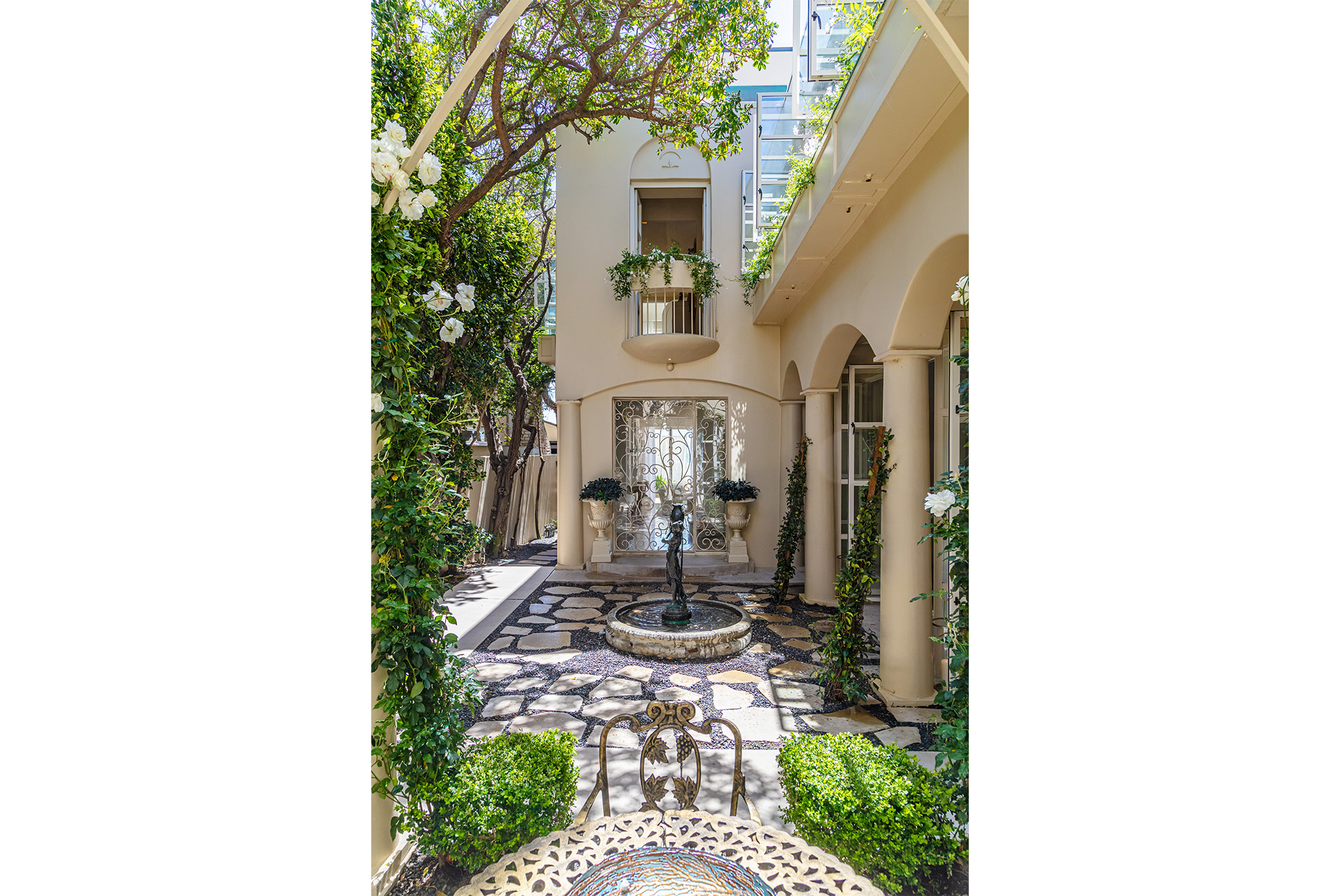 listing-img