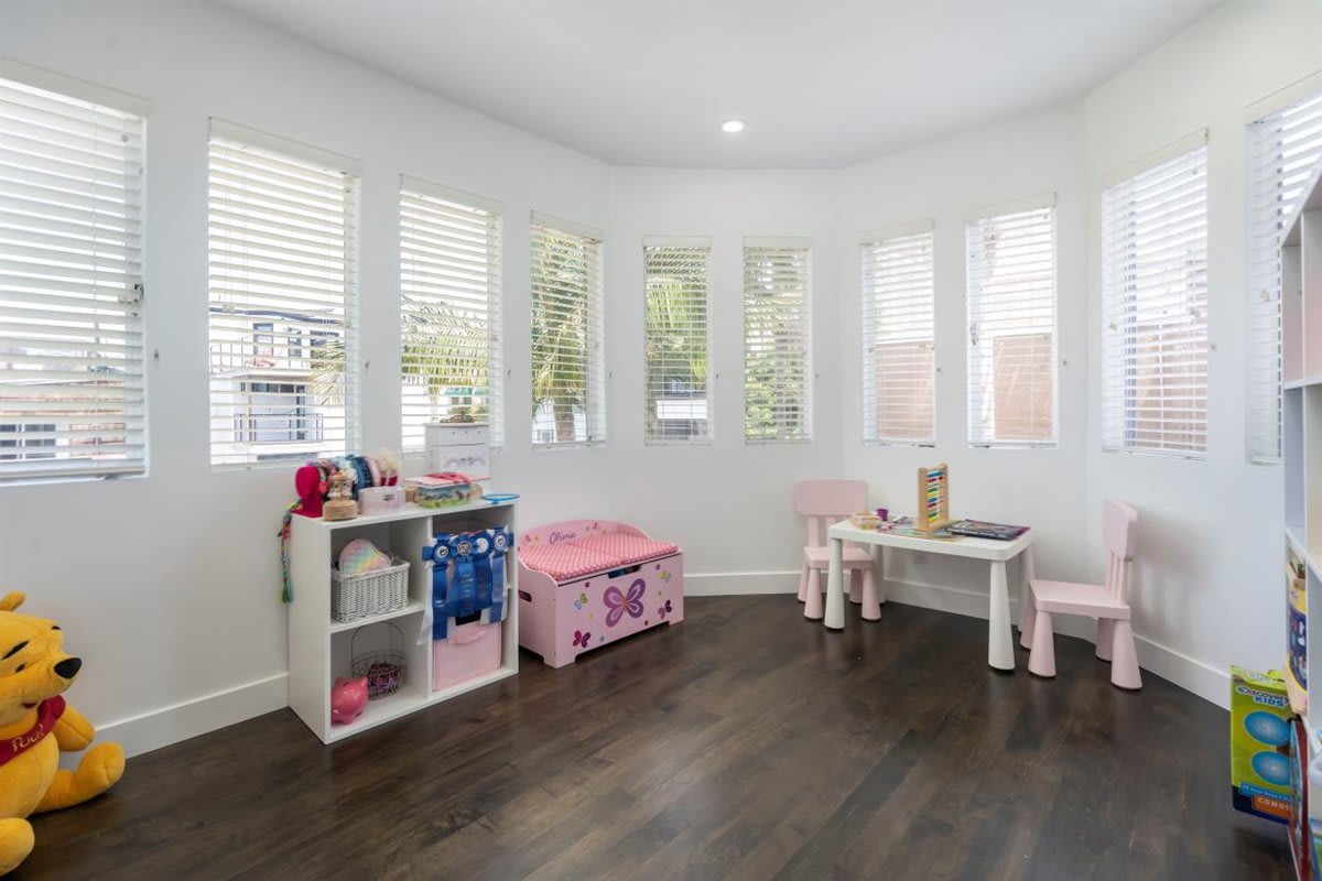 listing-img