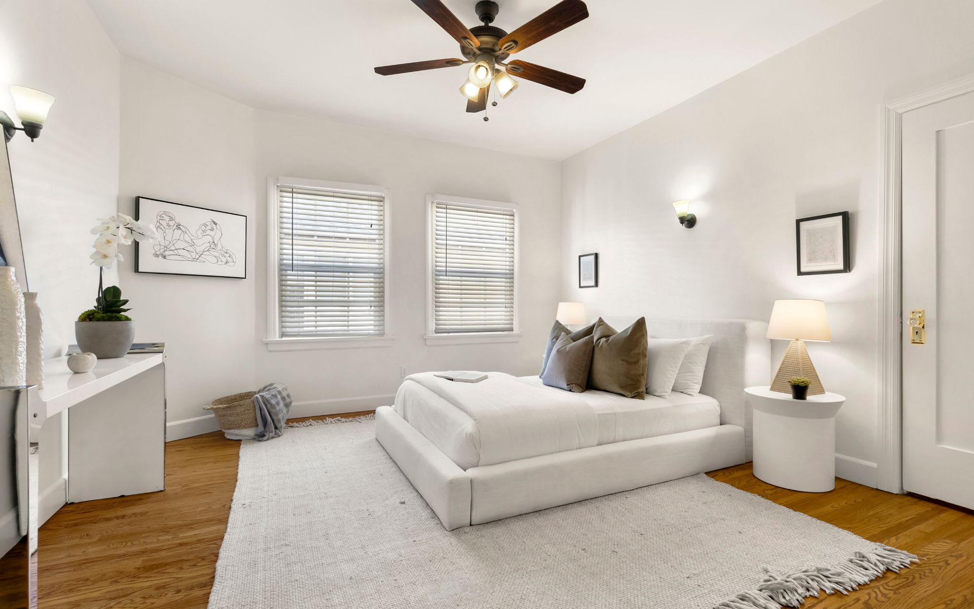 listing-img
