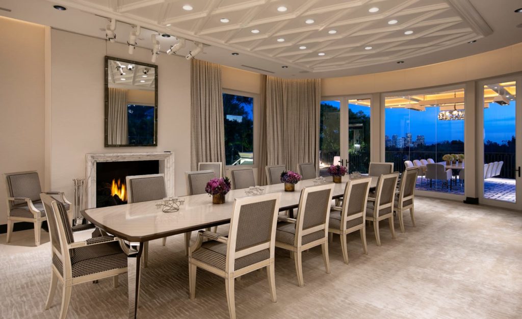 Billionaire Casino Mogul Steve Wynn Lists Beverly Hills Estate For $110  Million | Hilton & Hyland