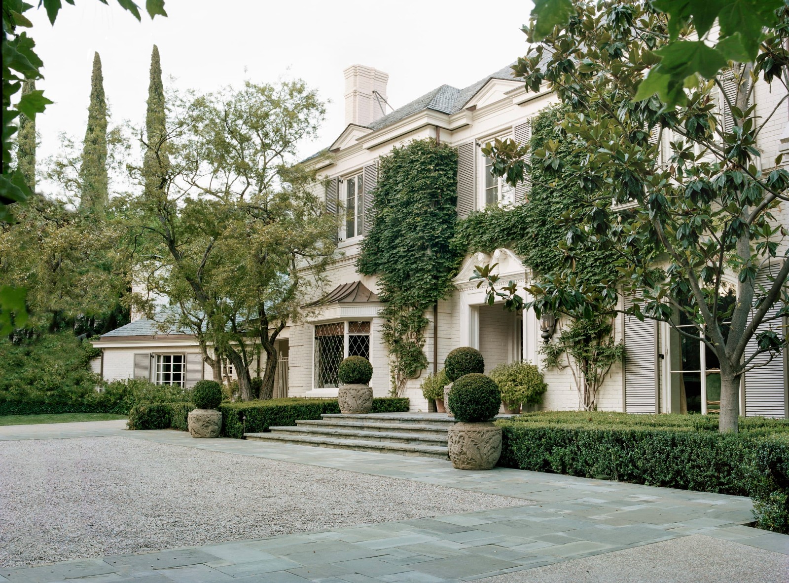 This Renovated 1938 LA Estate Brings Regal Elegance to SoCal Living ...