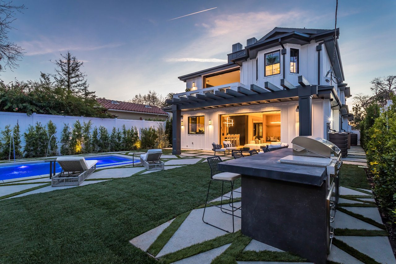listing-img
