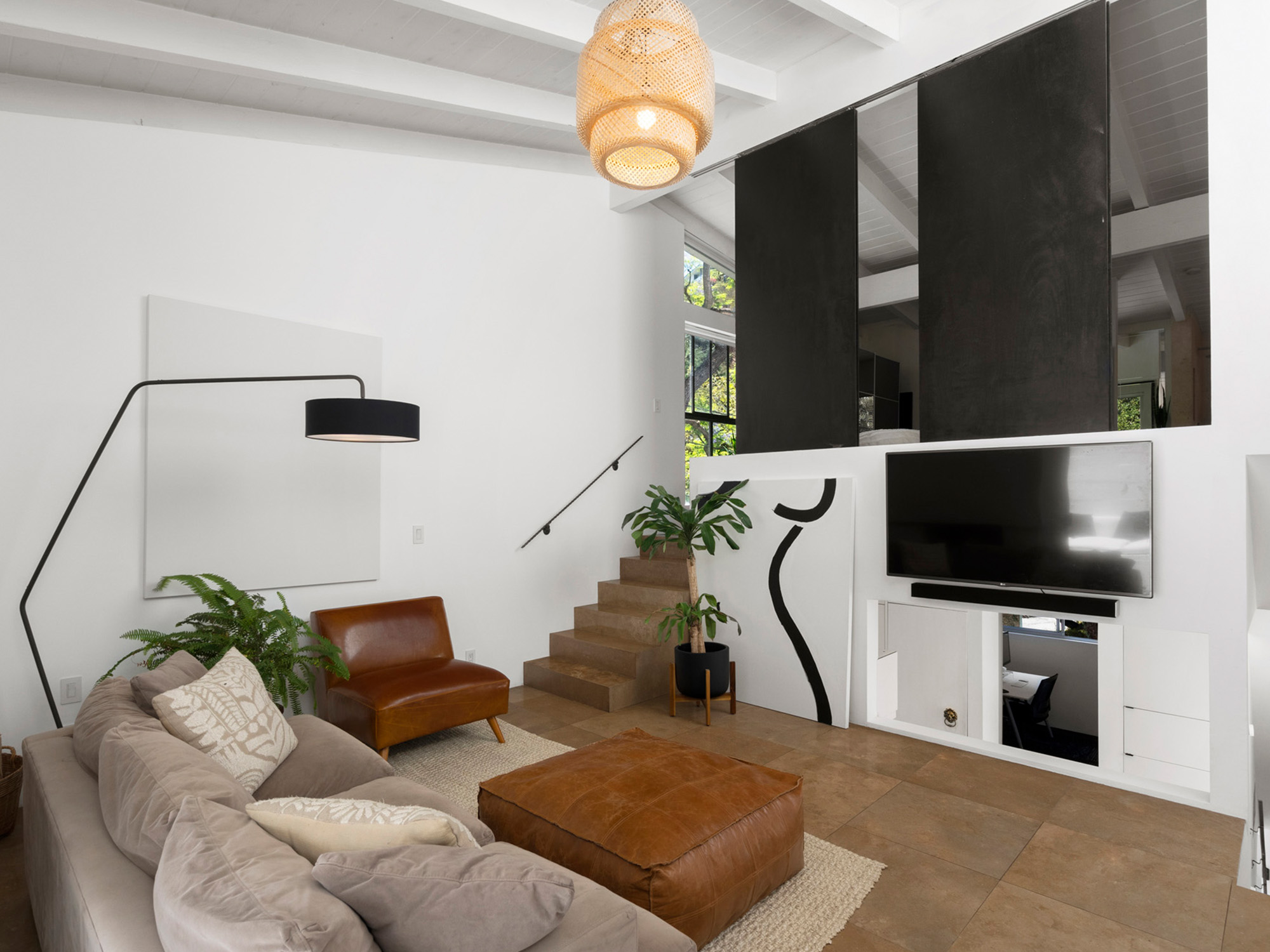 listing-img