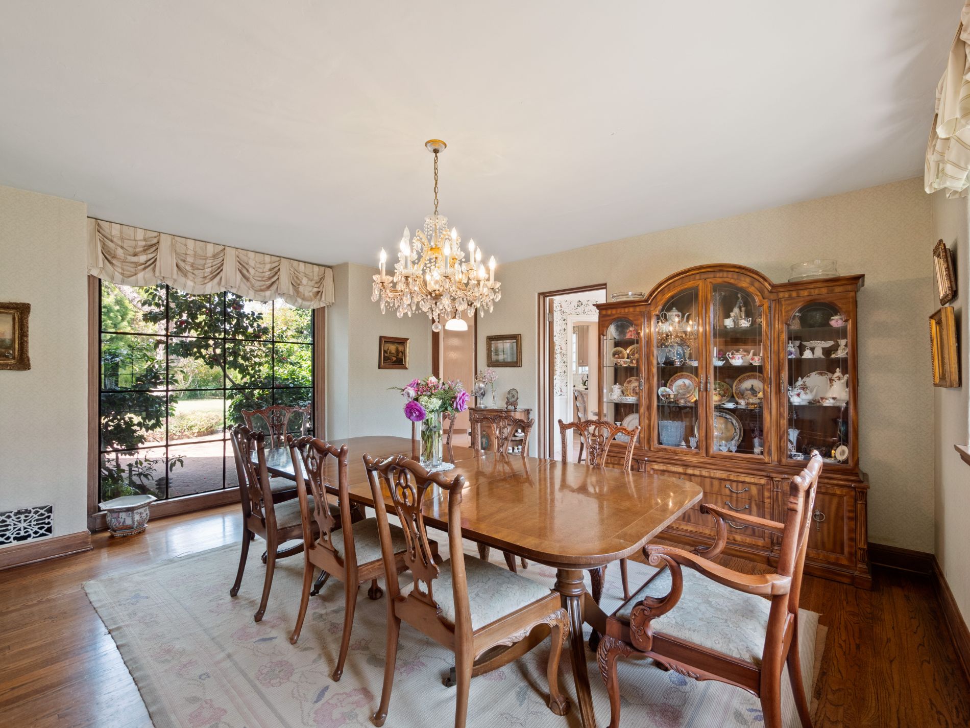 listing-img