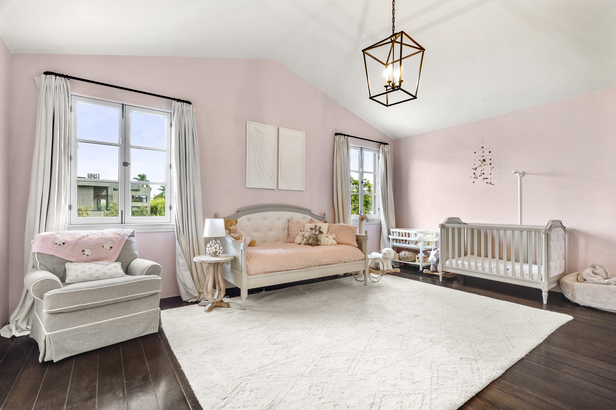 listing-img