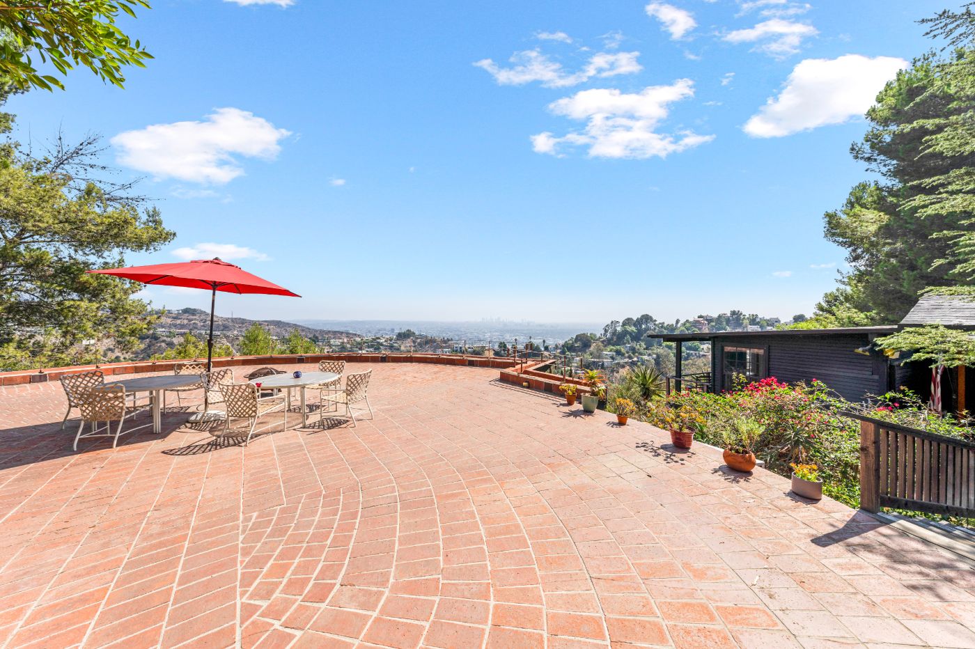 listing-img