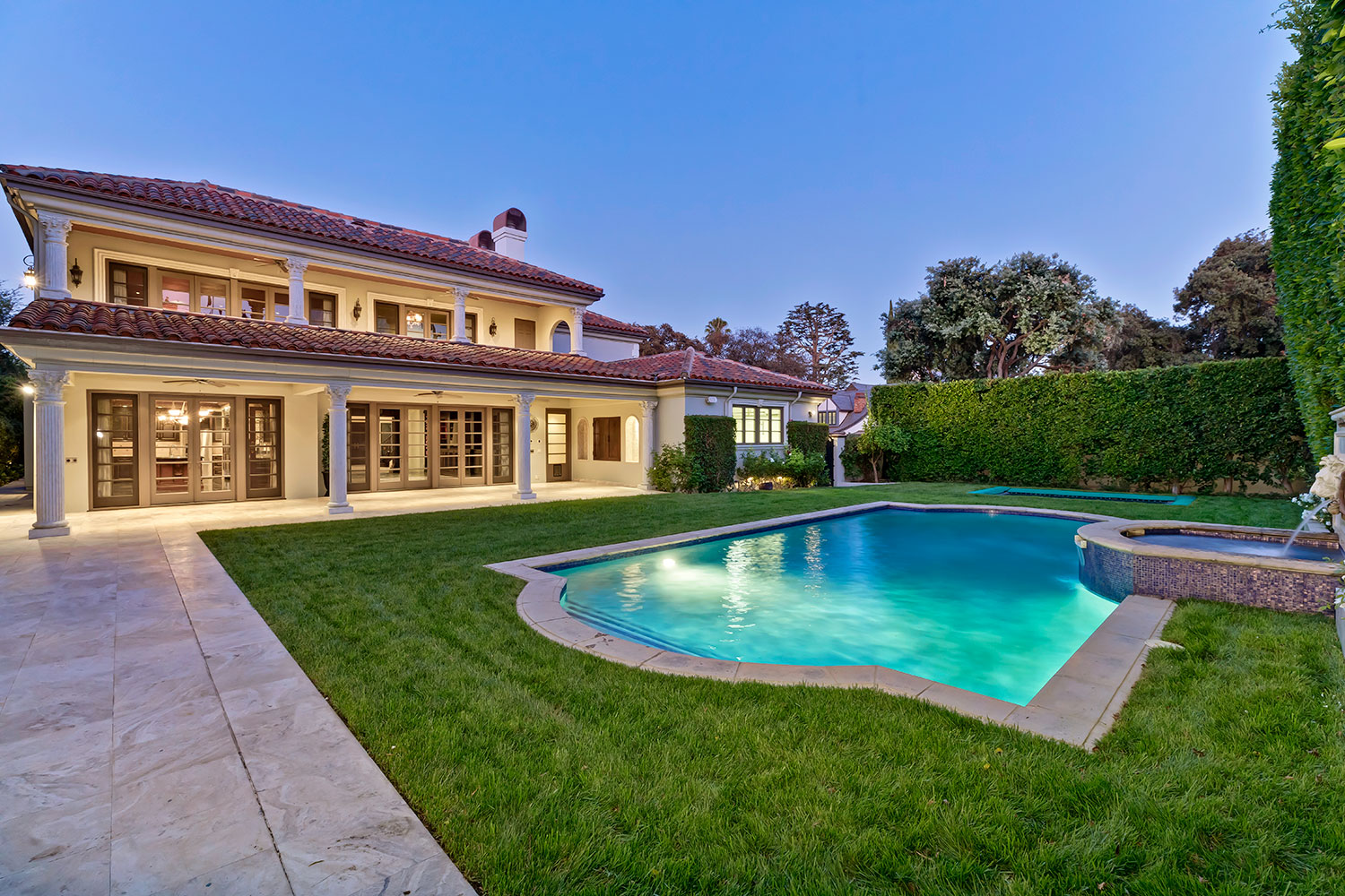 listing-img