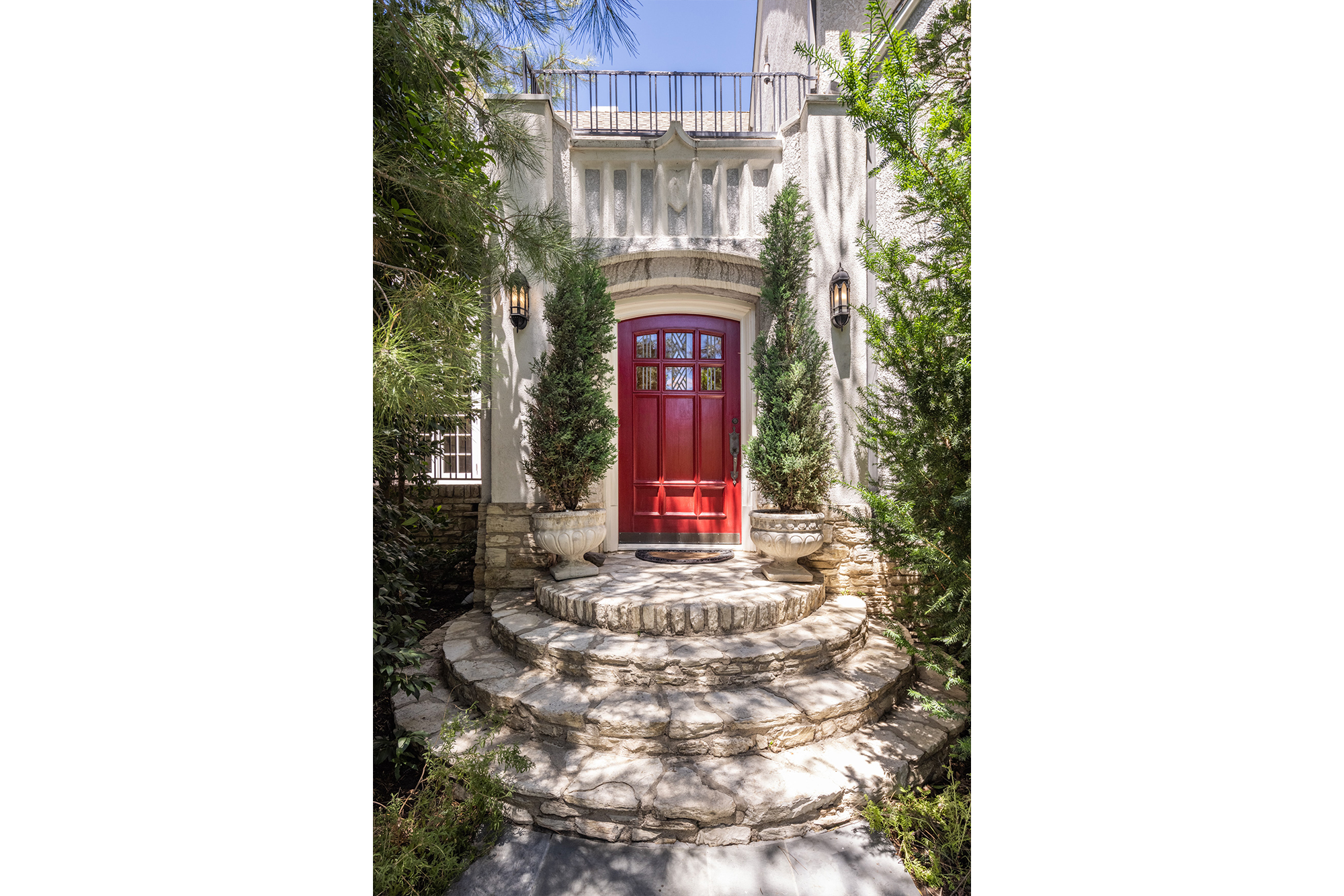 listing-img