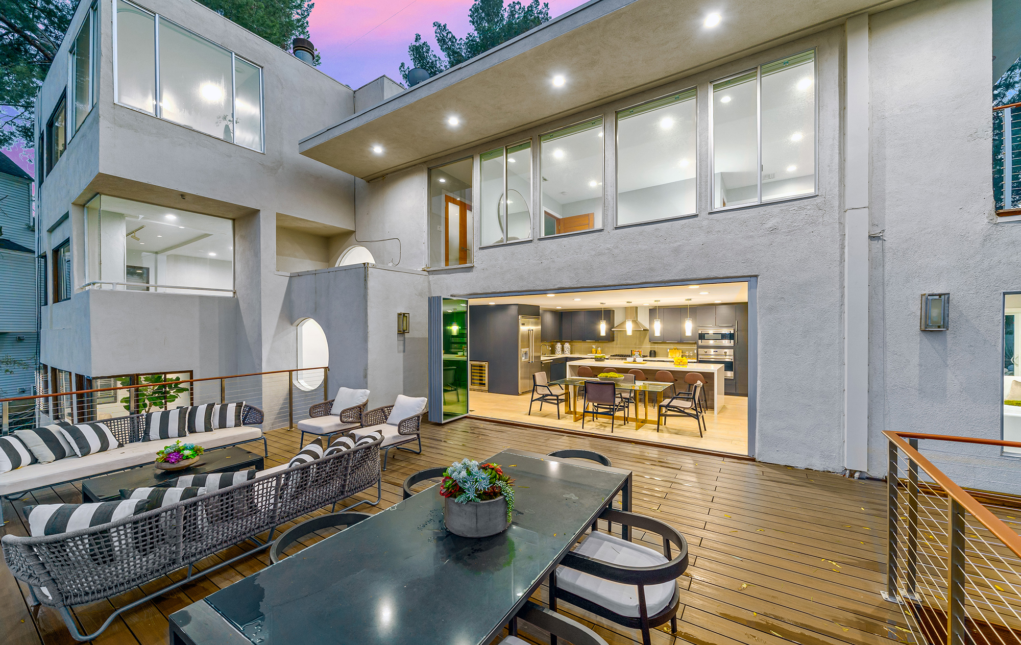 listing-img