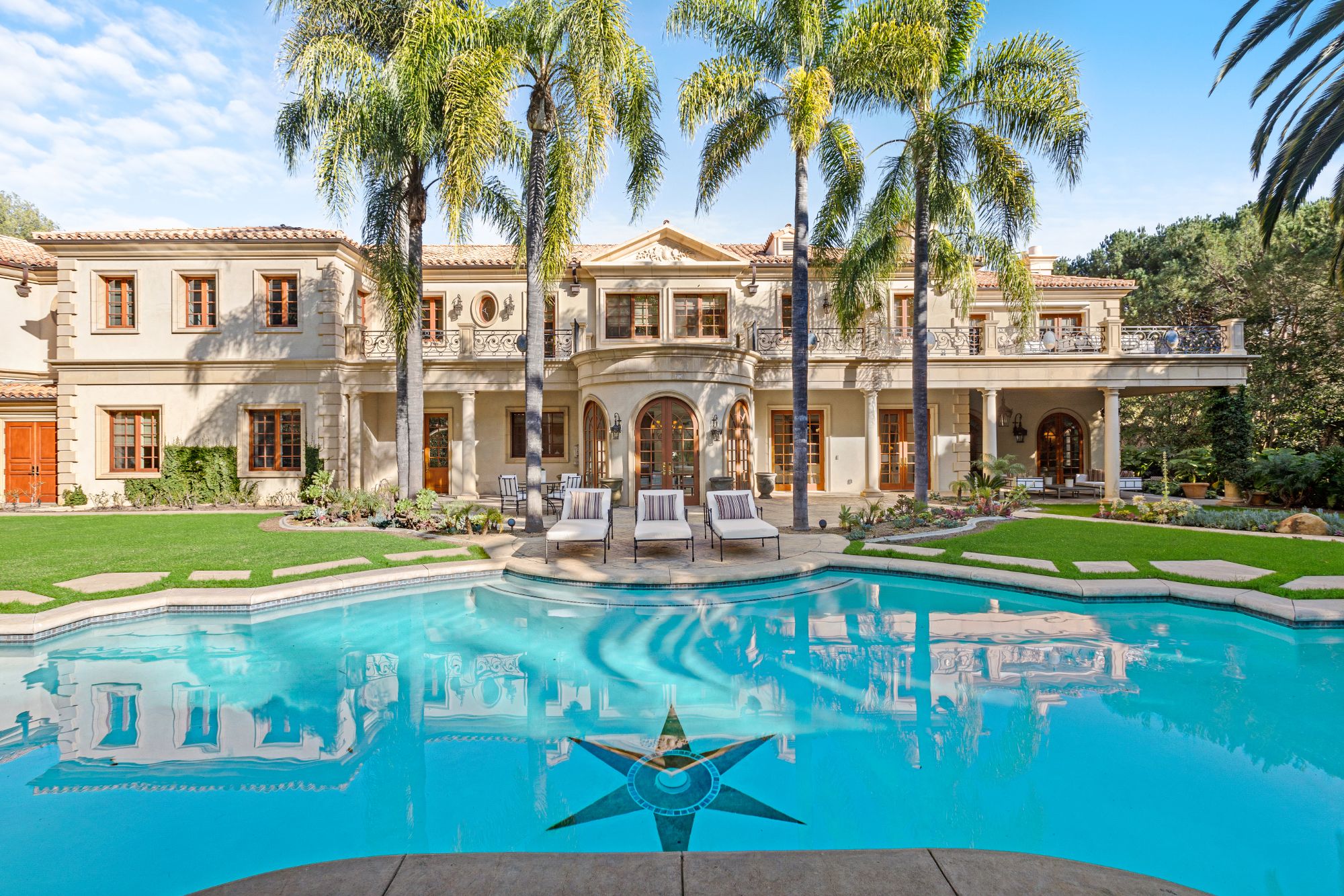 listing-img