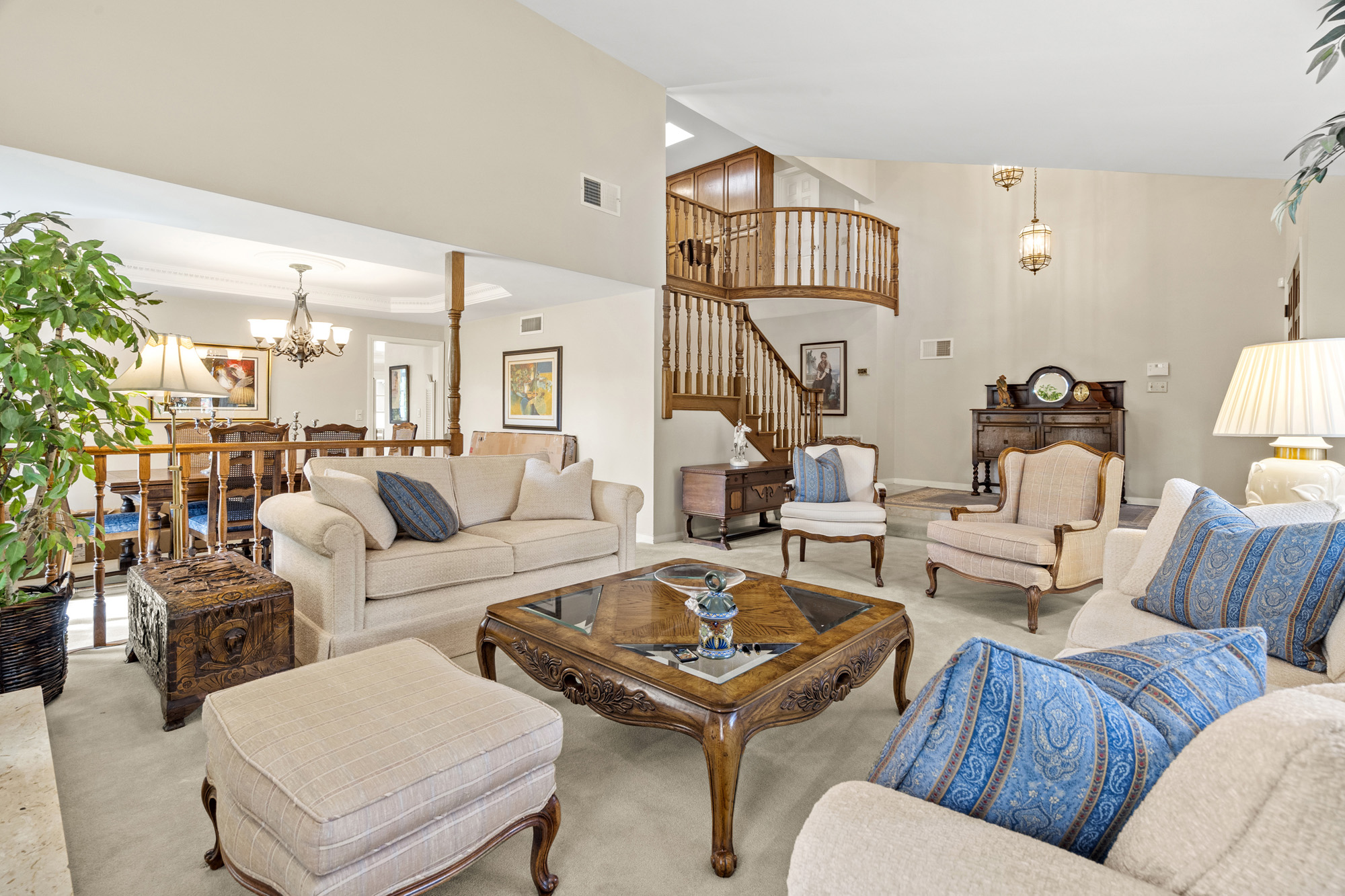 listing-img