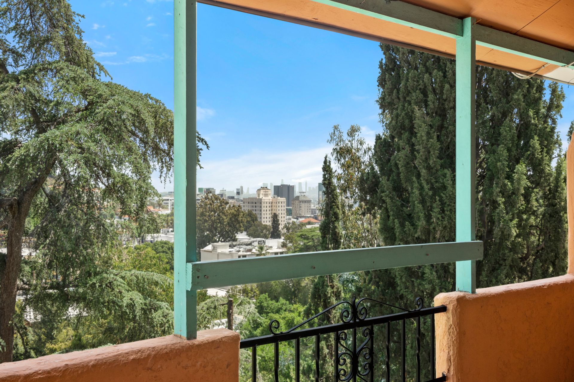 listing-img