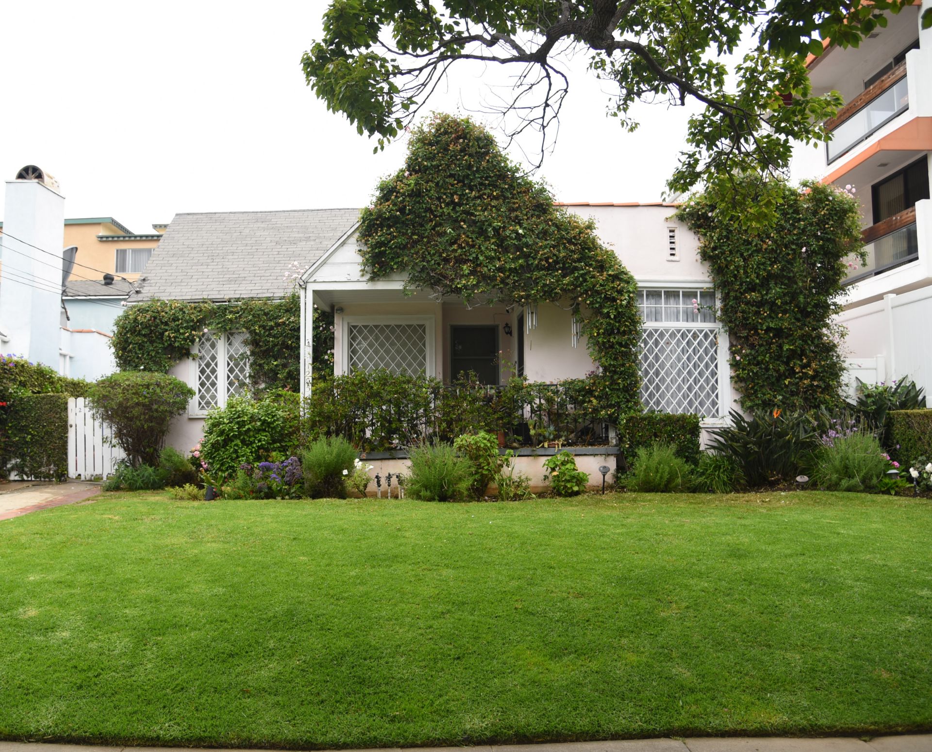 listing-img