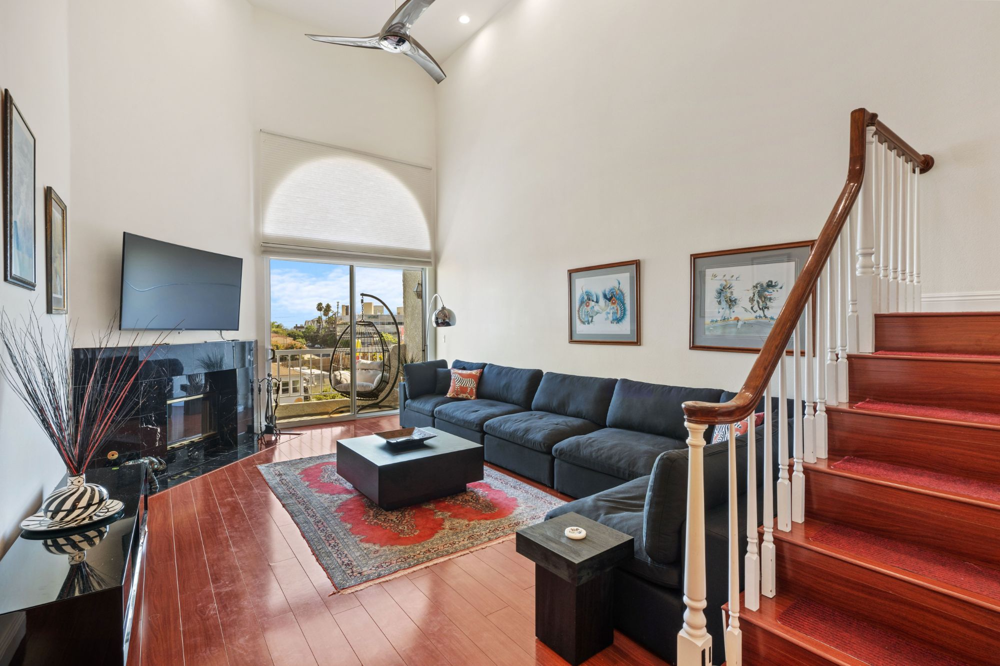 listing-img
