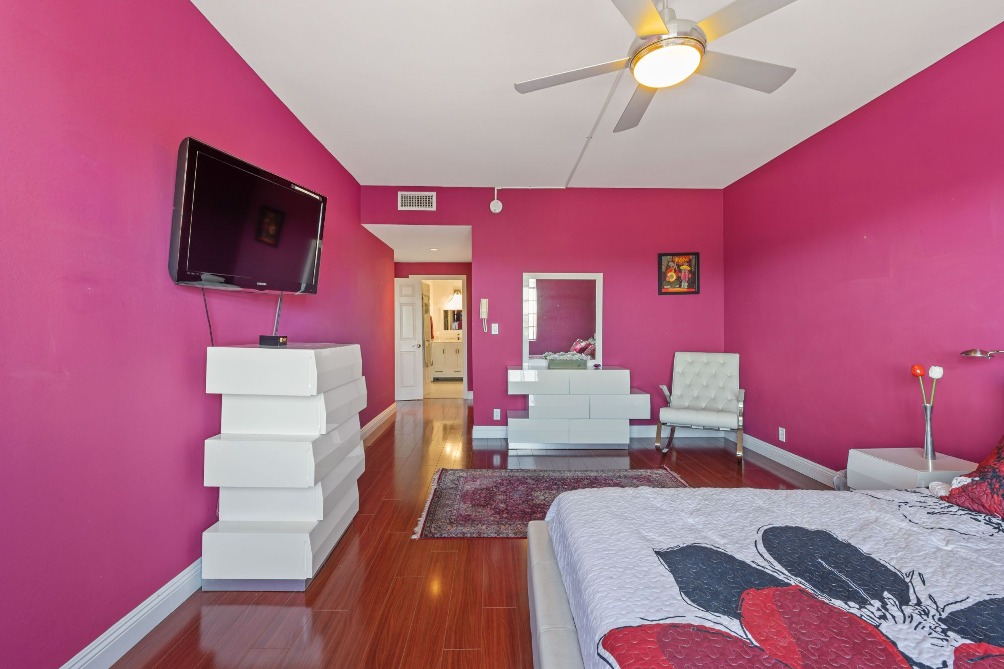 listing-img