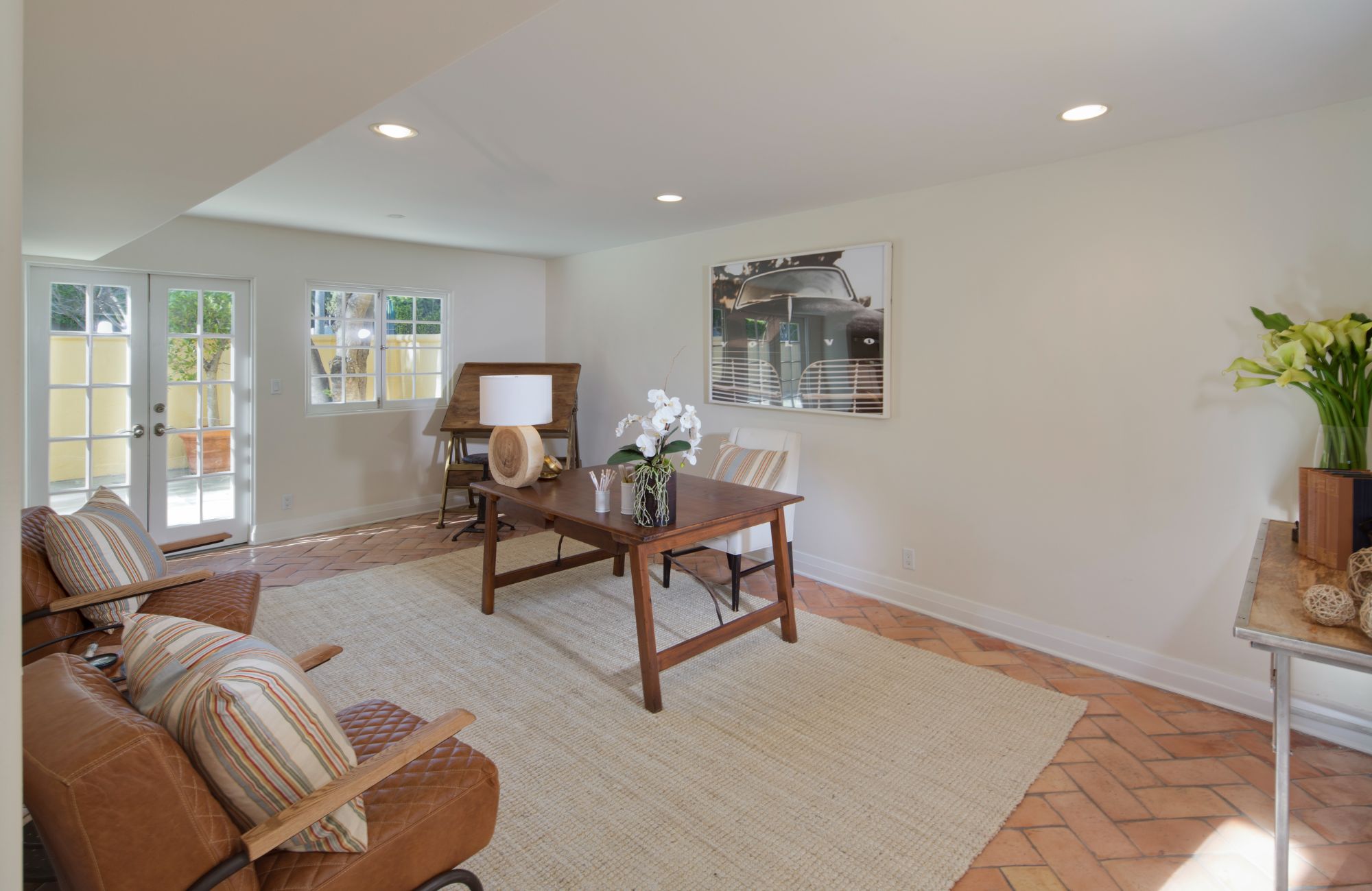 listing-img