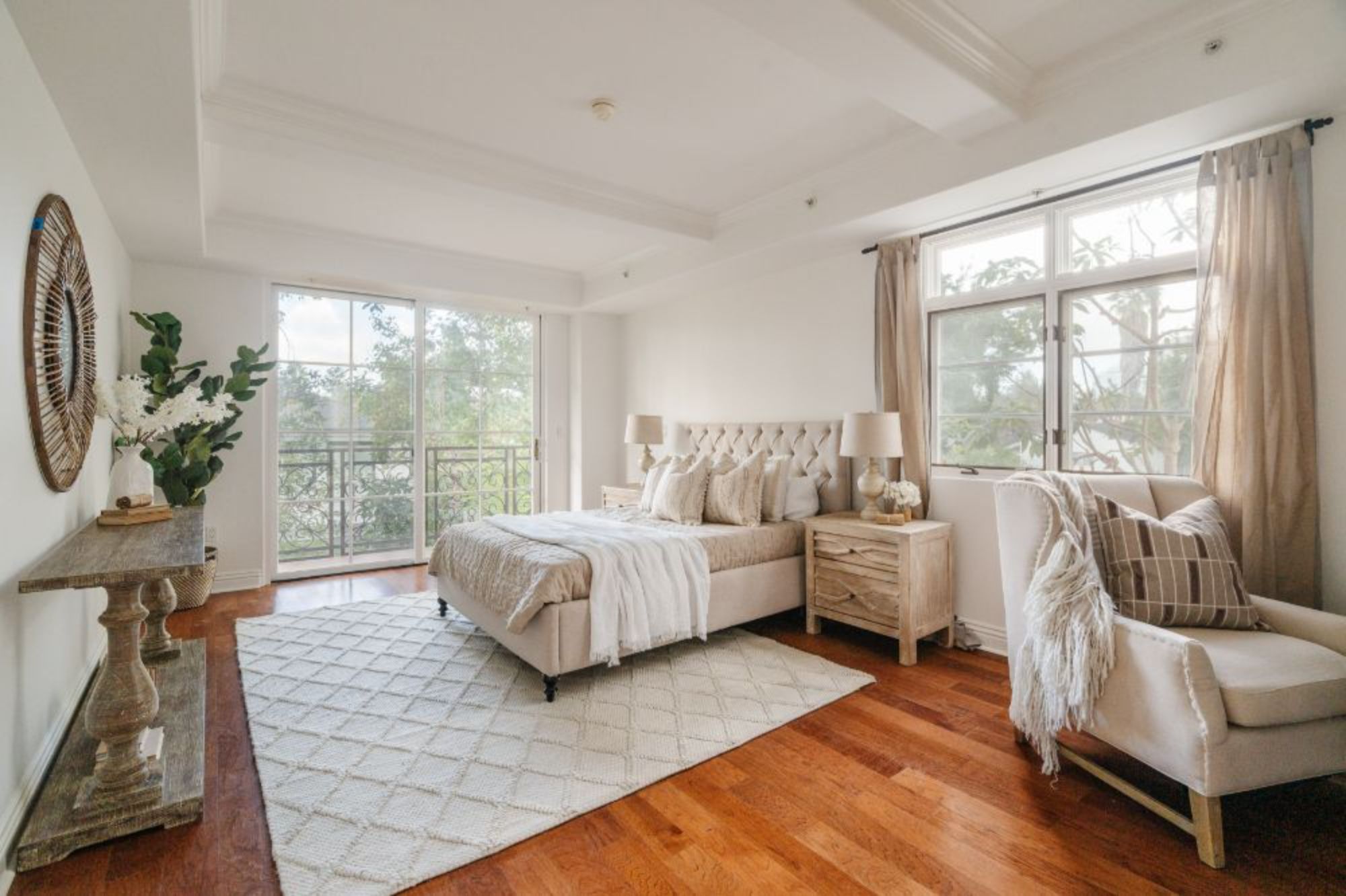 listing-img